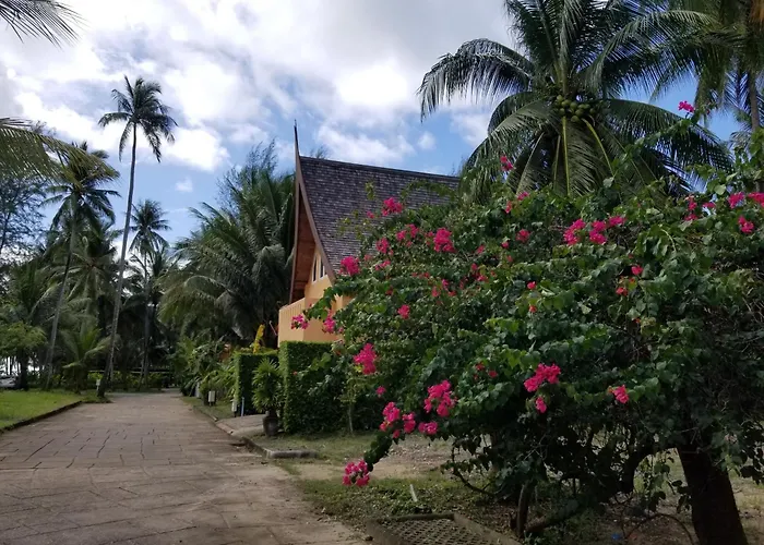 White Dragon Sea View Villa